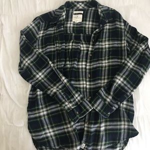 AEO boyfriend fit plaid flannel